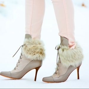 Ann Taylor Gray Leather Fur Ankle Booties Sz 9M